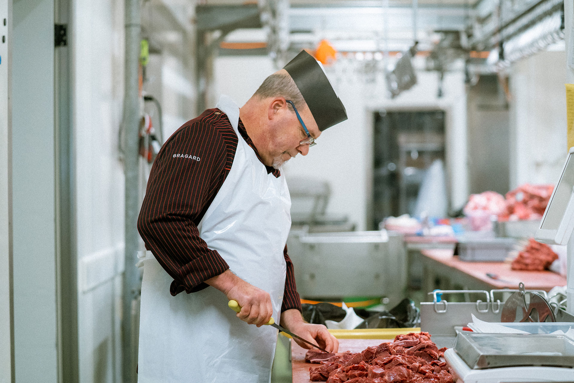 Boucherie Venoge personnel découpe viande